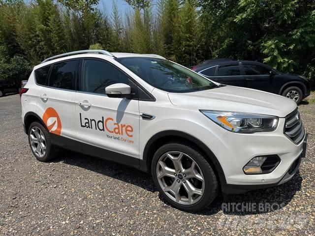 Ford Escape PKWs