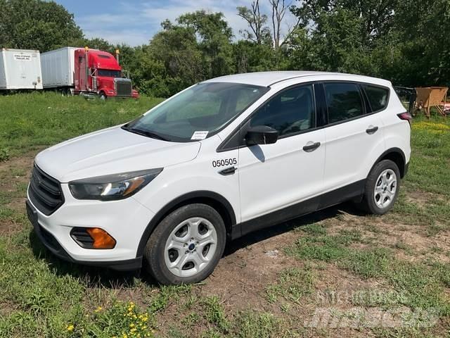 Ford Escape S PKWs