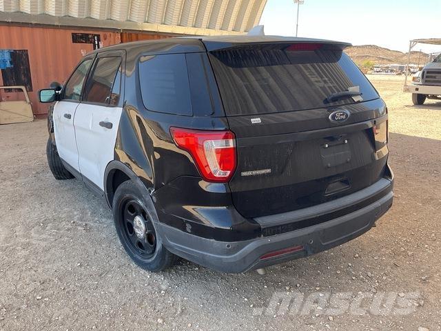 Ford Explorer PKWs