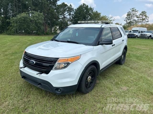 Ford Explorer PKWs