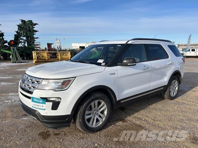Ford Explorer PKWs
