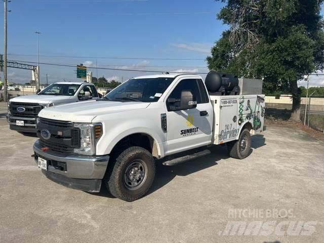 Ford F-250 Kommunal-Sonderfahrzeuge