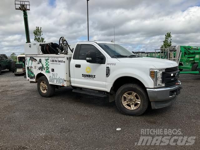 Ford F-250 Sonstige Baumaschinen