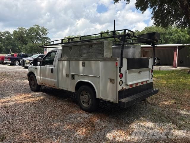 Ford F-250 Pickup/Pritschenwagen