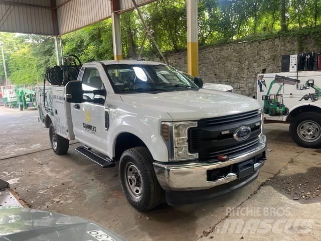 Ford F-250 Kommunal-Sonderfahrzeuge