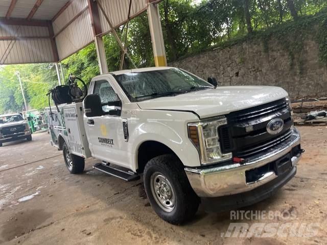 Ford F-250 Pickup/Pritschenwagen
