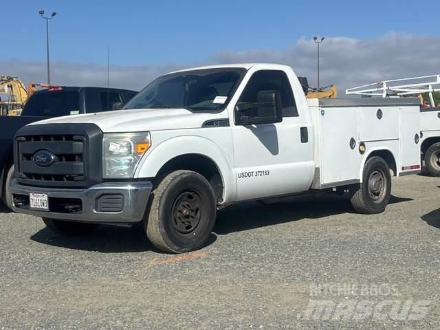 Ford F-250 Pickup/Pritschenwagen