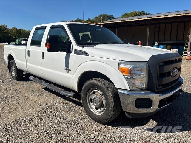 Ford F-250 Pickup/Pritschenwagen