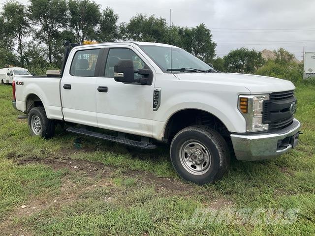 Ford F-250 Pickup/Pritschenwagen