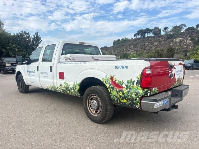 Ford F-250 Pickup/Pritschenwagen