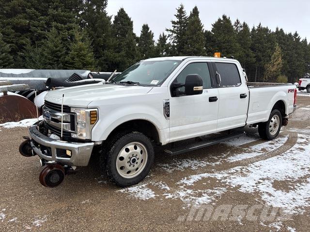 Ford F-250 Pickup/Pritschenwagen