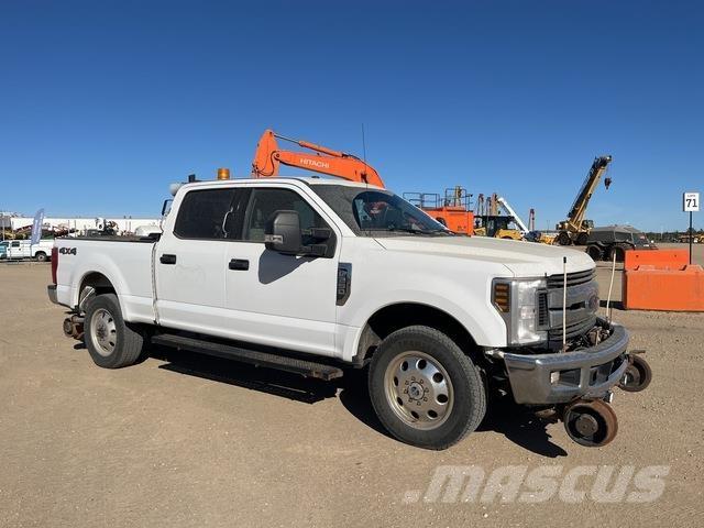 Ford F-250 Pickup/Pritschenwagen