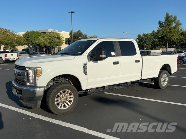 Ford F-250 Pickup/Pritschenwagen
