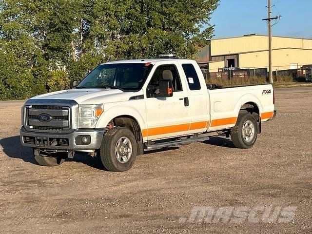 Ford F-250 Pickup/Pritschenwagen