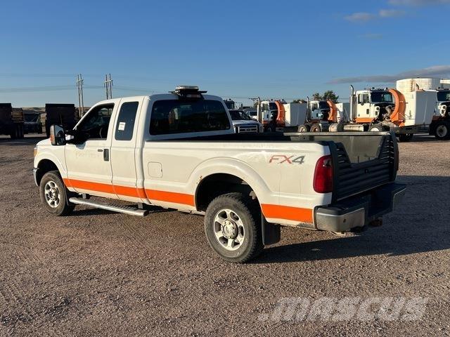 Ford F-250 Pickup/Pritschenwagen