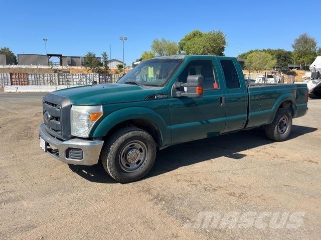 Ford F-250 Pickup/Pritschenwagen
