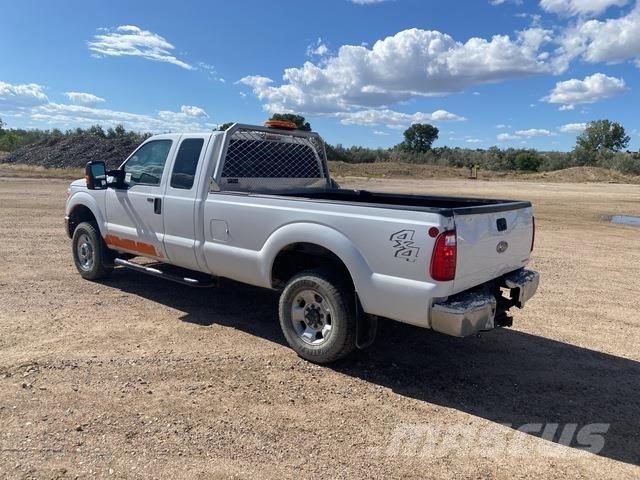 Ford F-250 Pickup/Pritschenwagen