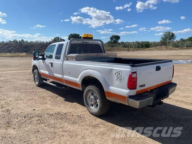 Ford F-250 Pickup/Pritschenwagen