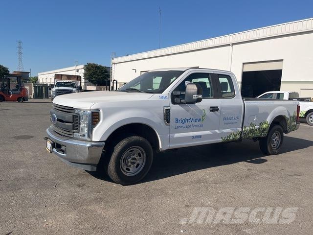Ford F-250 Pickup/Pritschenwagen