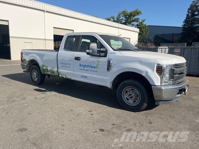 Ford F-250 Pickup/Pritschenwagen
