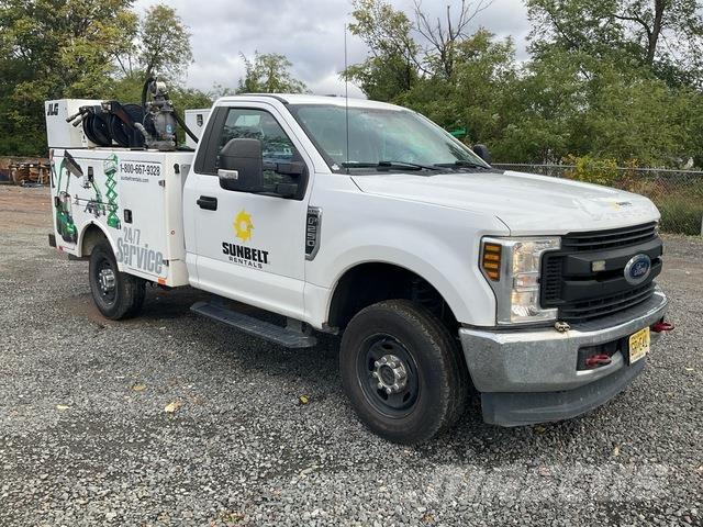 Ford F-250 Kommunal-Sonderfahrzeuge