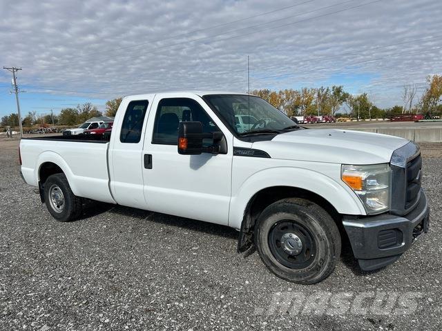 Ford F-250 Pickup/Pritschenwagen