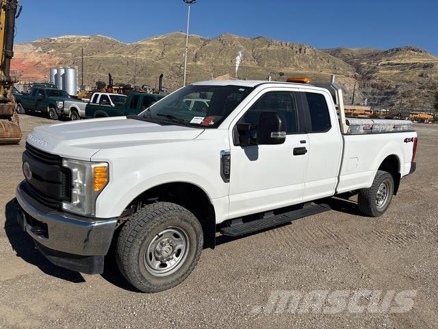 Ford F-250 Pickup/Pritschenwagen