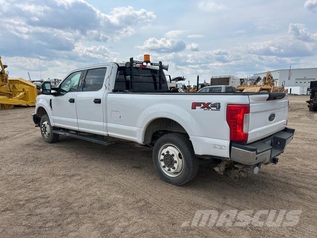 Ford F-350 Pickup/Pritschenwagen