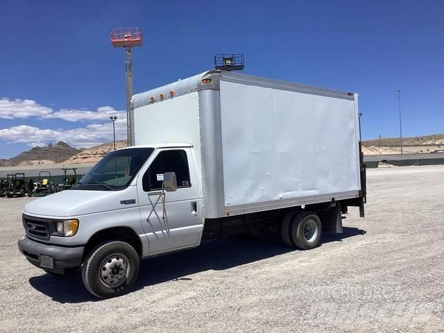 Ford F-350 Kofferaufbau