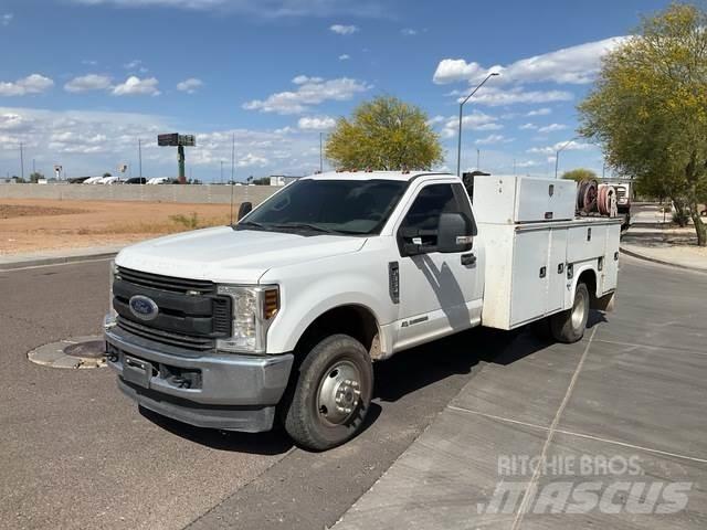 Ford F-350 Pickup/Pritschenwagen