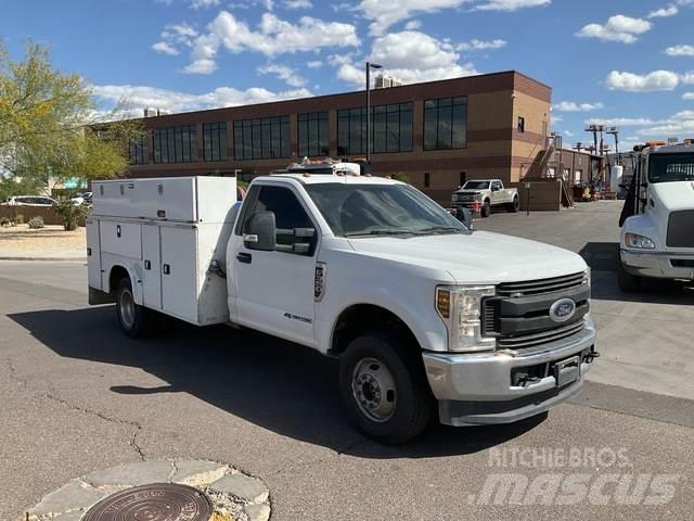 Ford F-350 Pickup/Pritschenwagen