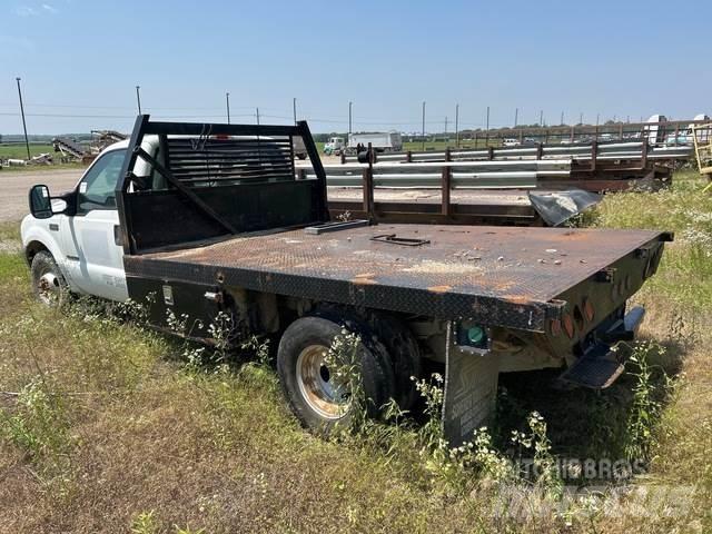 Ford F-350 Pritschenwagen/Pritschenwagen mit Seitenklappe