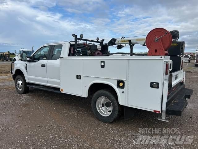 Ford F-350 Kommunal-Sonderfahrzeuge