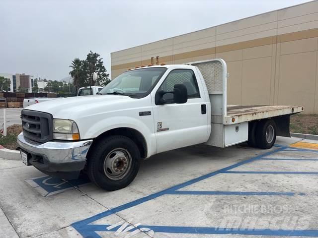 Ford F-350 Pritschenwagen/Pritschenwagen mit Seitenklappe