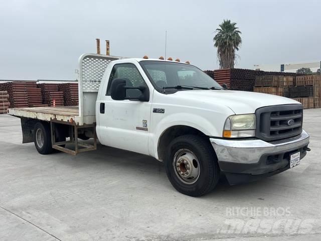 Ford F-350 Pritschenwagen/Pritschenwagen mit Seitenklappe