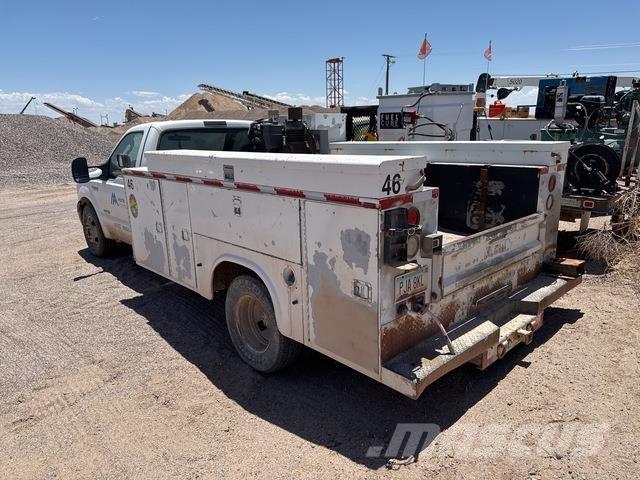 Ford F-350 Pickup/Pritschenwagen