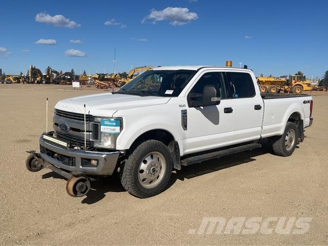 Ford F-350 Pickup/Pritschenwagen
