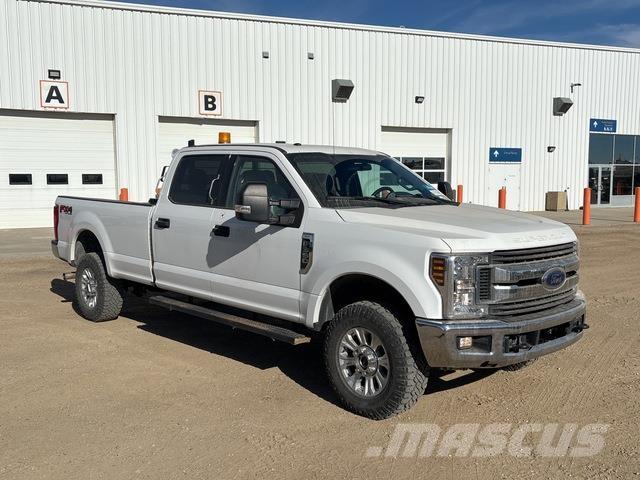 Ford F-350 Pickup/Pritschenwagen