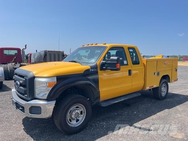 Ford F-350 Pickup/Pritschenwagen