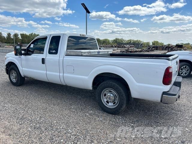 Ford F-350 Pickup/Pritschenwagen