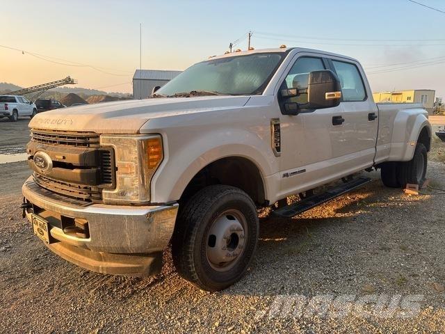 Ford F-350 Pickup/Pritschenwagen