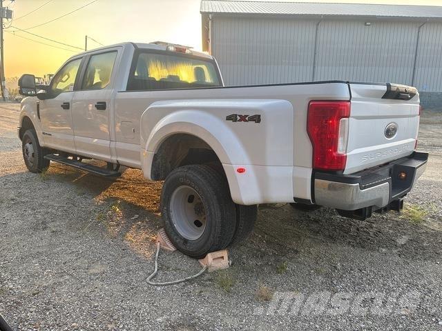 Ford F-350 Pickup/Pritschenwagen