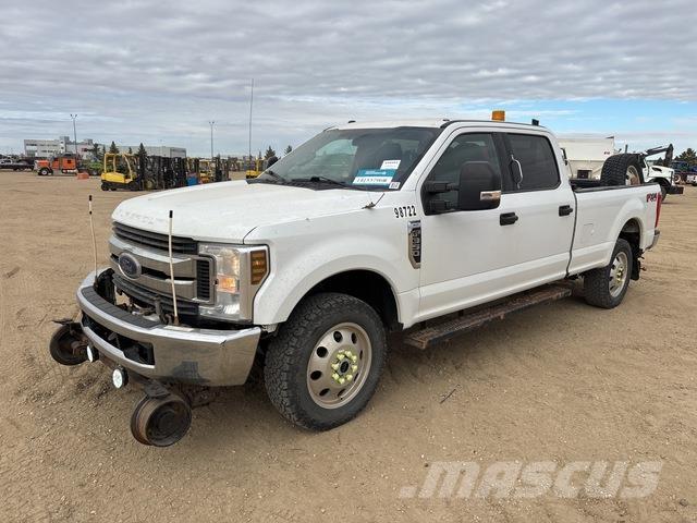 Ford F-350 Pickup/Pritschenwagen