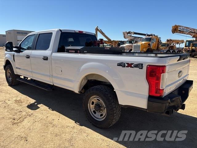 Ford F-350 Pickup/Pritschenwagen