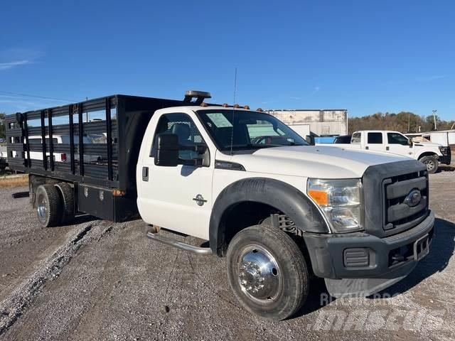 Ford F-450 Pritschenwagen/Pritschenwagen mit Seitenklappe