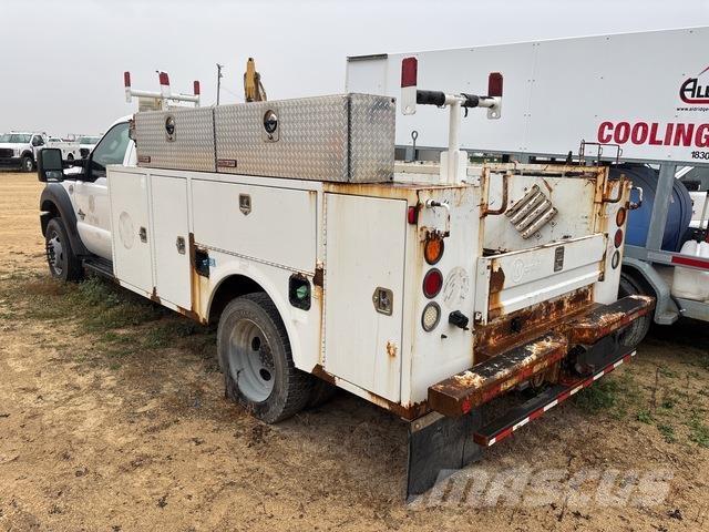 Ford F-450 Pickup/Pritschenwagen