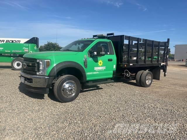 Ford F-450 Pritschenwagen/Pritschenwagen mit Seitenklappe