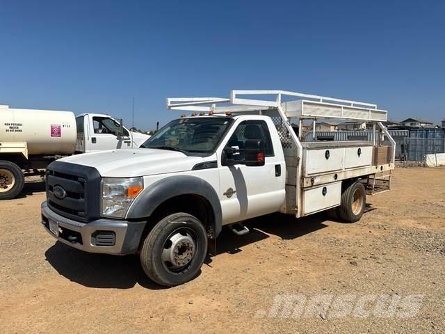 Ford F-450 Pickup/Pritschenwagen