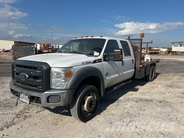 Ford F-450 Pritschenwagen/Pritschenwagen mit Seitenklappe
