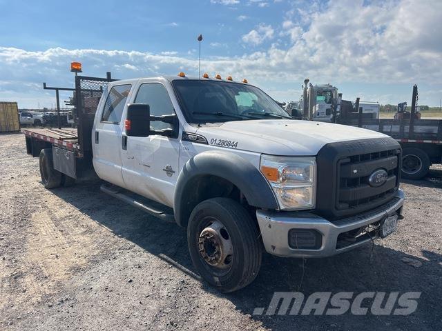 Ford F-450 Pritschenwagen/Pritschenwagen mit Seitenklappe